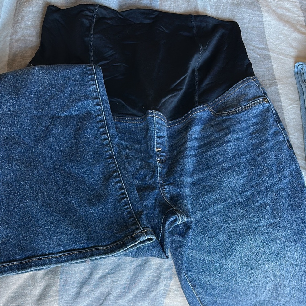 Maternity jeans